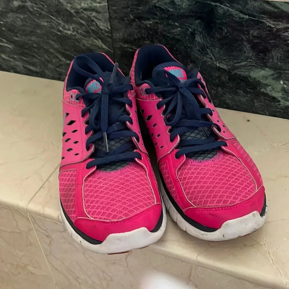 NIKE FLEX 2013 RUN PINK AND NAVY SIZE 8 - Picture 5 of 11